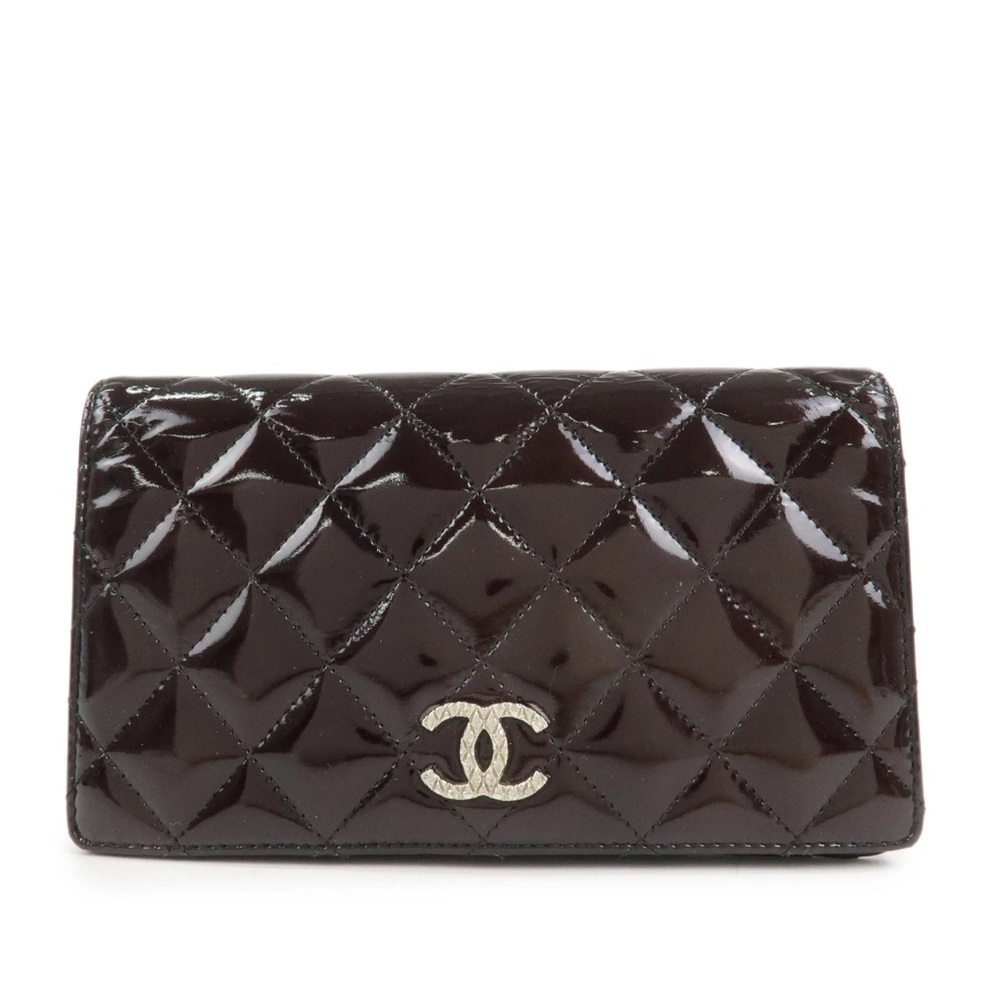 CHANEL bifold leather black Wallet